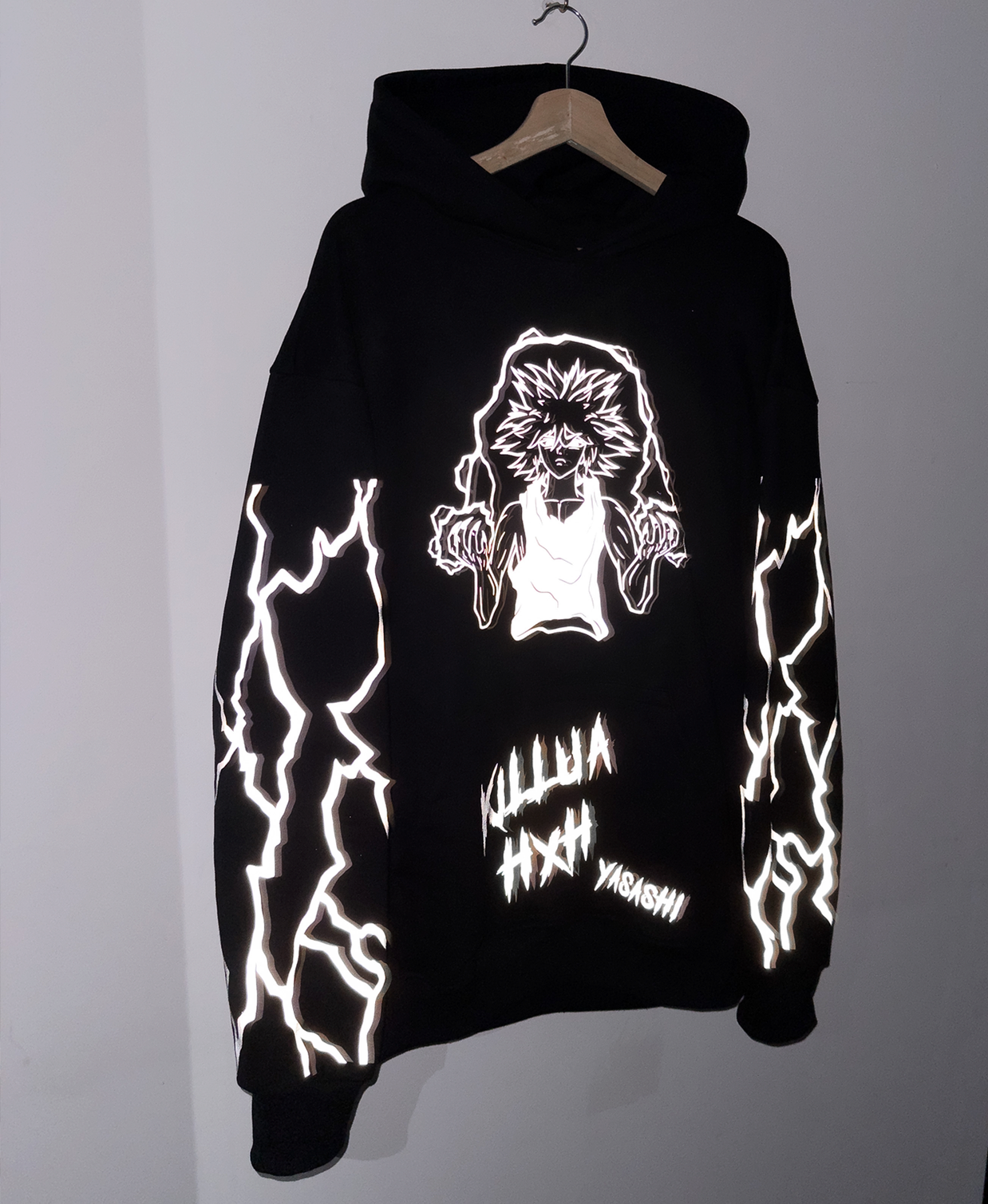 Hoodie/ Canguro Negro Killua Reflectante H x H