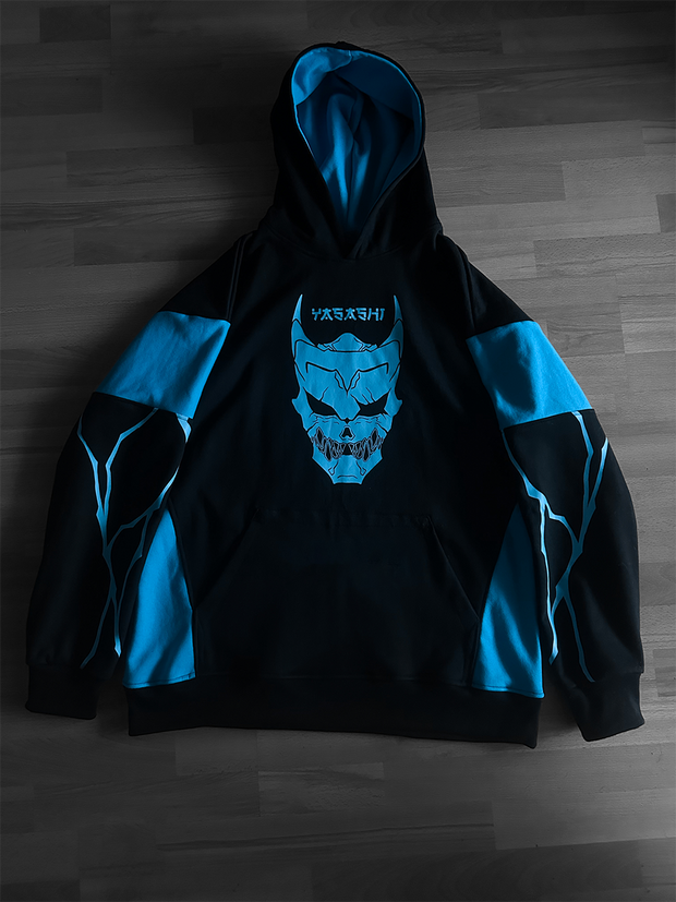Hoodie/Canguro bicolor Kaiju No. 8 / Brilla en la oscuriodad